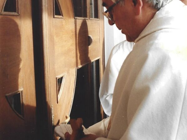 Poświęcenie kościoła 1994 - zdjęcie 13