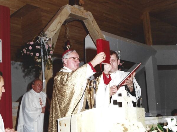 Poświęcenie kościoła 1994 - zdjęcie 9